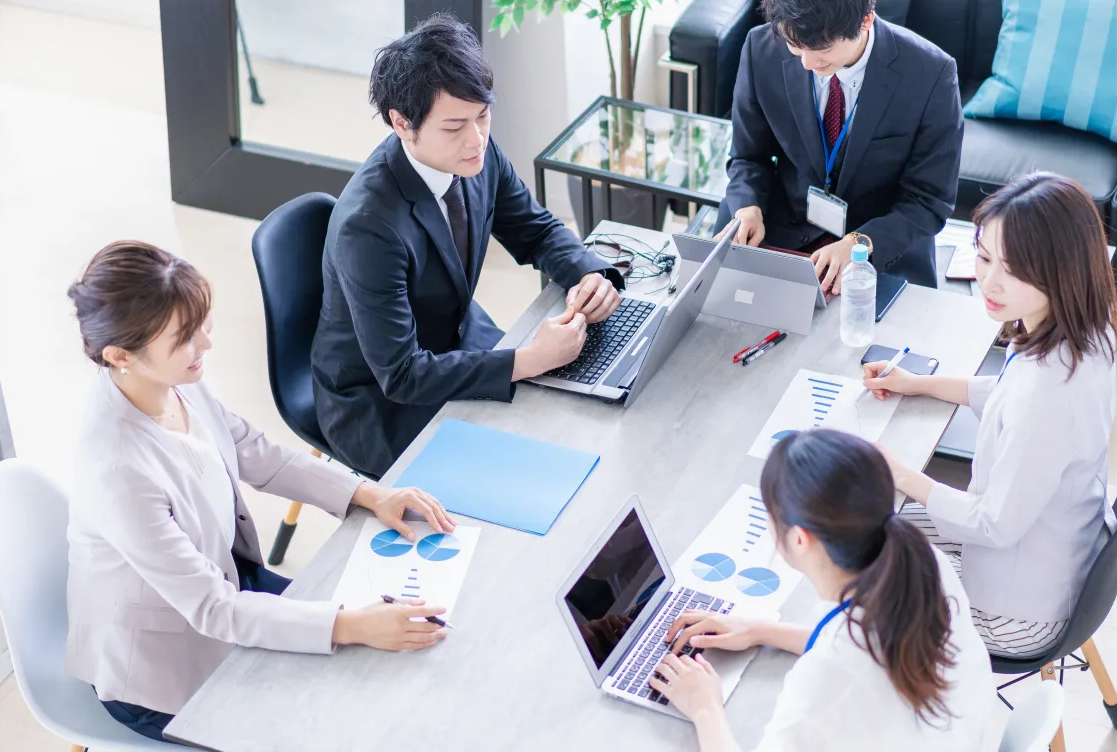 14 văn hóa làm việc của người Nhật giúp họ thành công 7 Ăn mặc lịch sự là một trong nhiều văn hóa làm việc của người nhật