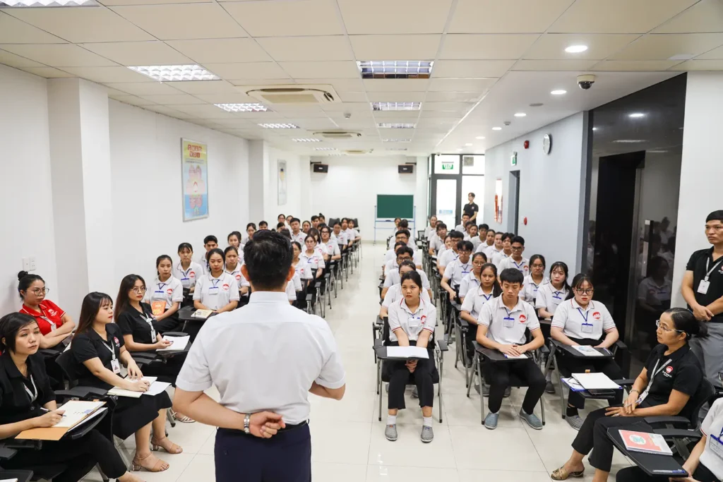 TS. Dương Văn Bình. Tổng GĐ Tâm Việt Education