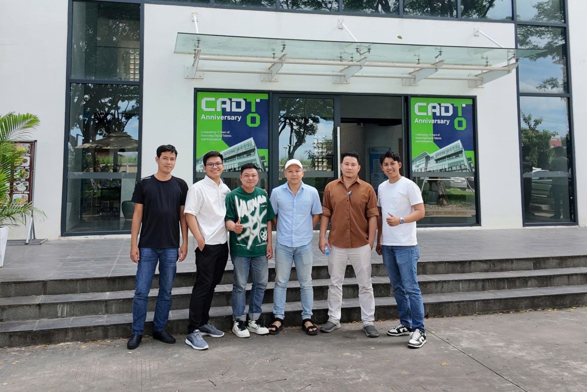 “Chứng chỉ kỹ năng nghề” là gì? Nếu không có, có thể tham gia chương trình Kỹ năng đặc định được không? 3 tam viet dac dinh lai xe chung chi campuchia