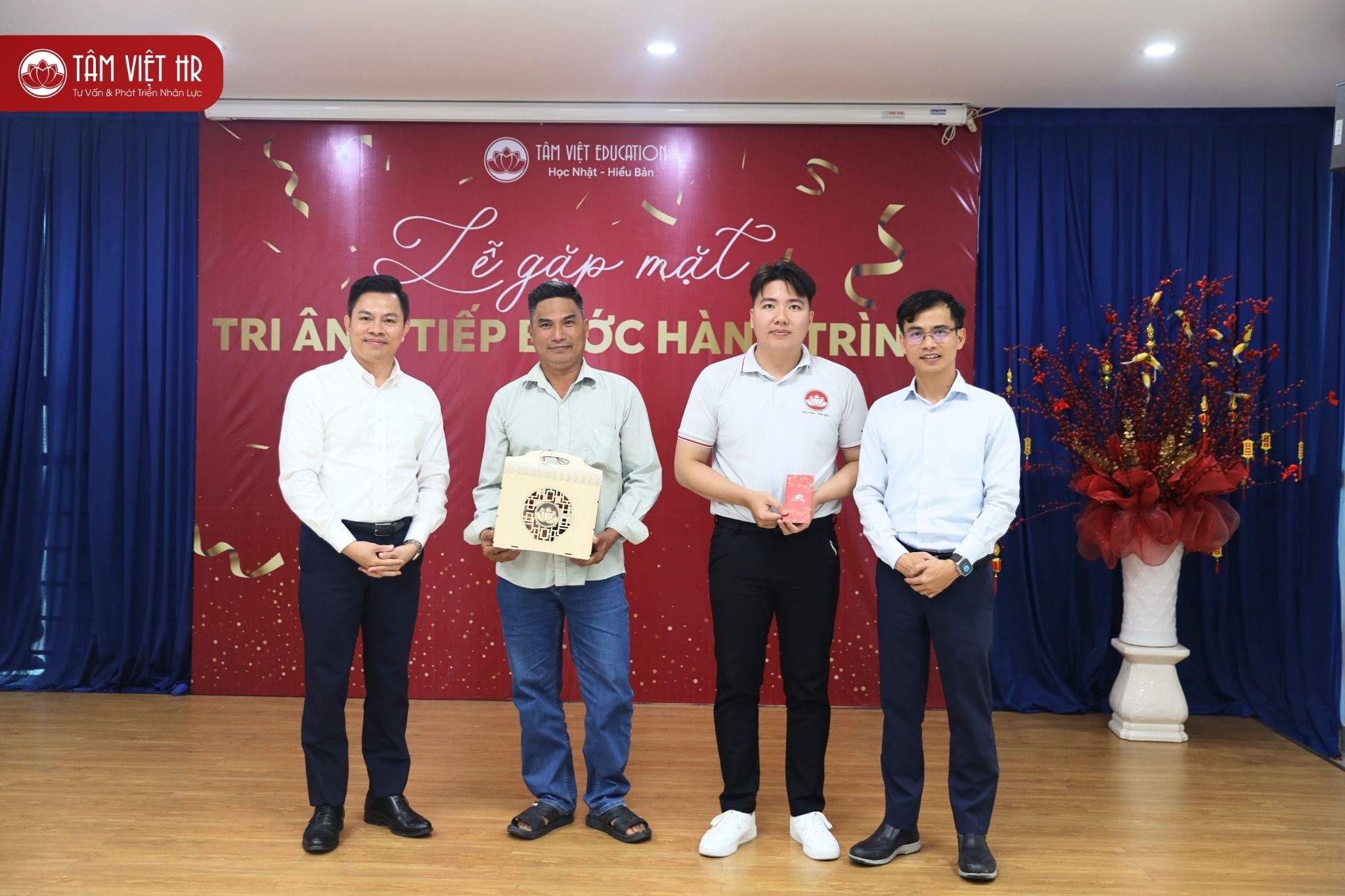 thuc tap snh nhat ban dong goi cong nghiep tam viet education 15