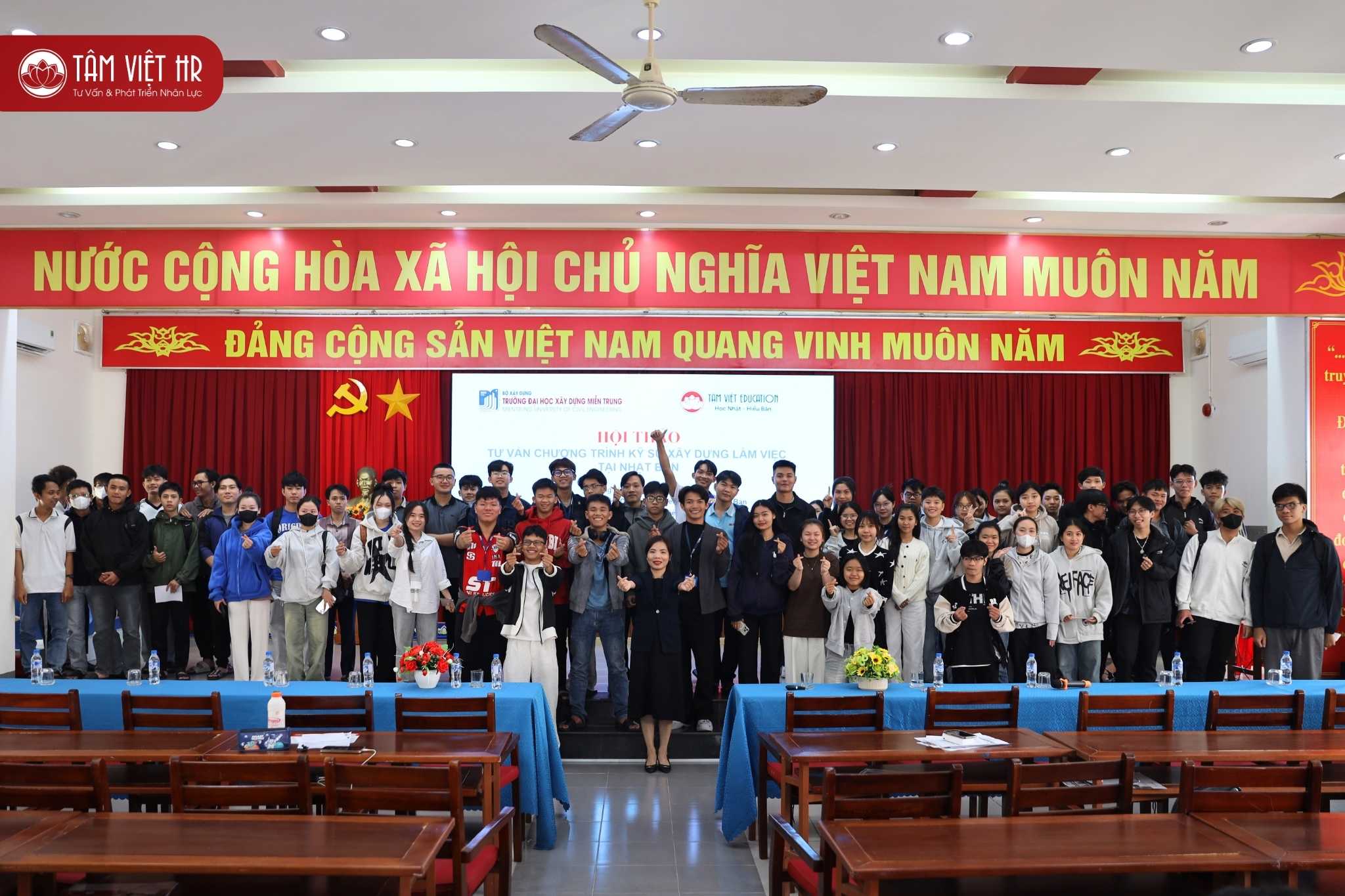 Sinh viên Đại học Xây dựng Miền Trung chủ động nắm bắt cơ hội nghề nghiệp tại Nhật Bản 6 Tâm Việt phối hợp cùng Trường Đại học Xây dựng Miền Trung tổ chức thành công Hội thảo “Tư vấn chương trình Kỹ sư Xây dựng làm việc tại Nhật Bản”