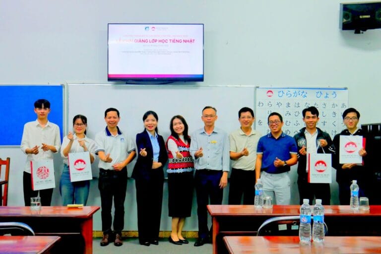 tam viet hr ky su xay dung nhat ban dh xay dung mien trung 0