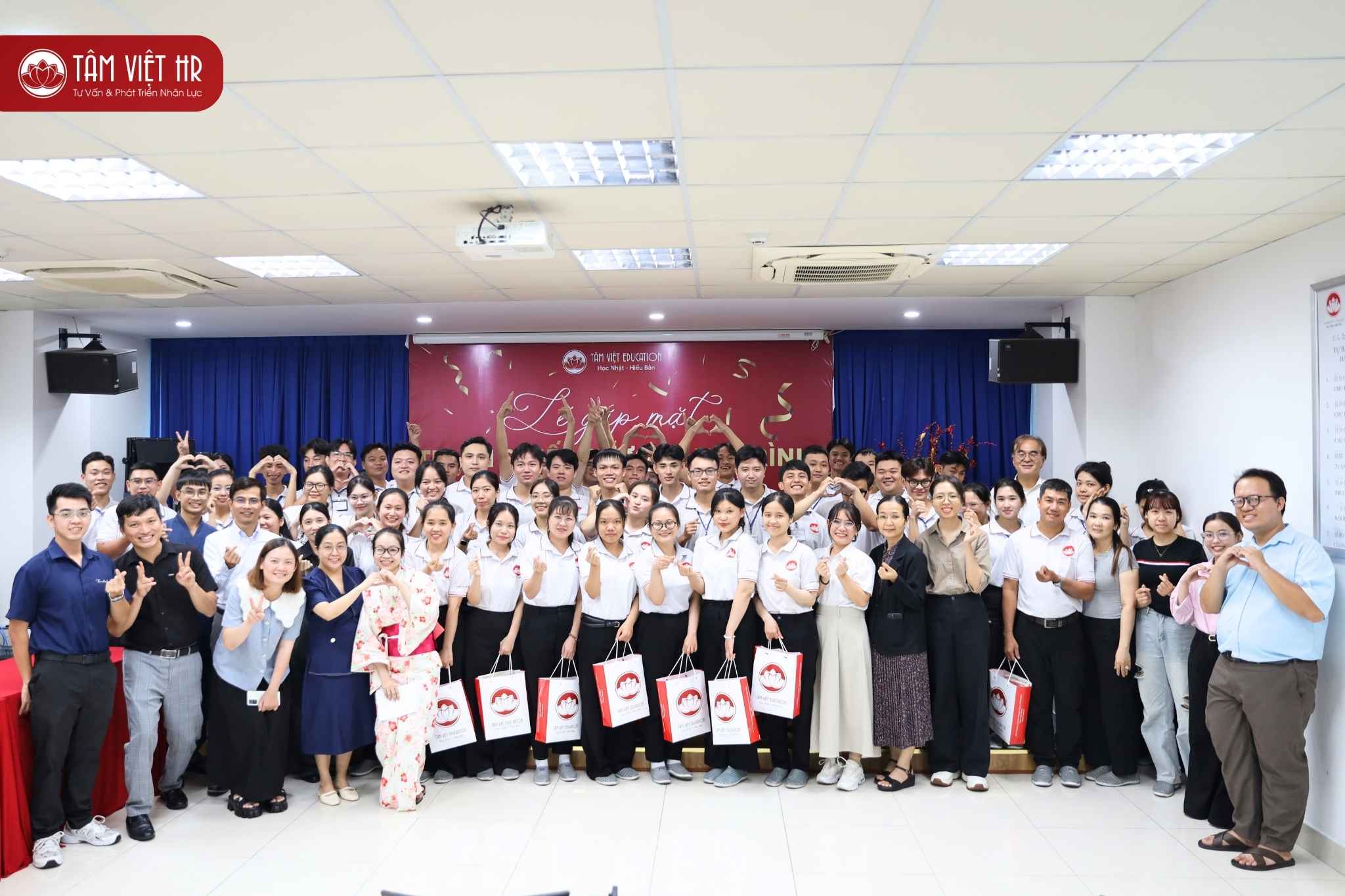 Lễ xuất cảnh 09/2026: 19 Học viên Tâm Việt sẵn sàng bước vào hành trình mới tại Nhật Bản